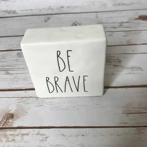 Rae Dunn Double Sided BE BRAVE WORK HARD Plaque - Picture 3 of 6